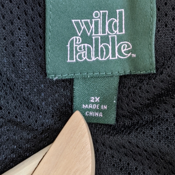 Free w/ purchase Wild Fable Checkered Wind Breaker Jacket - Picture 5 of 11